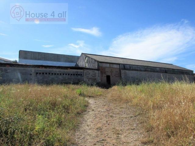 Armazém venda em Ourém, Santarém
