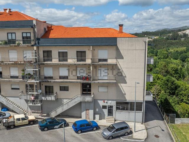 Loja venda em Póvoa De Lanhoso, Braga