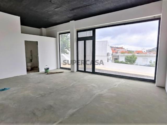 Armazém venda em Bairro dos CTT, Odivelas