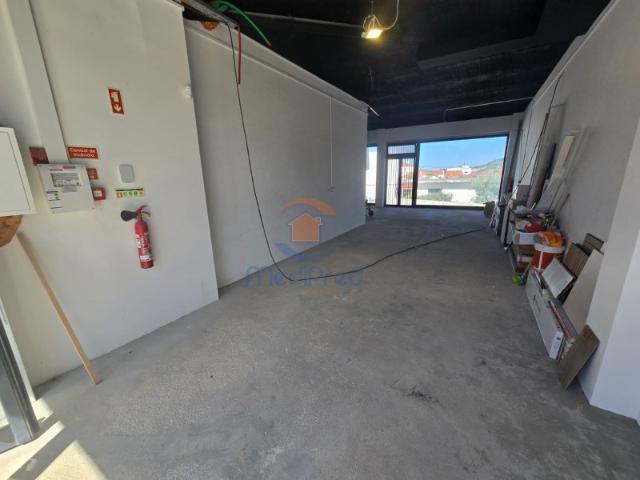 Loja venda em Bairro dos CTT, Odivelas