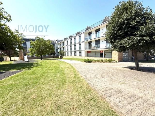 Loja venda em Oeiras, Lisboa