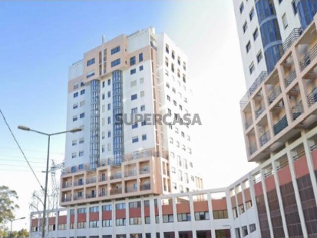 Armazém venda em Santiago Dos Velhos, Lisboa