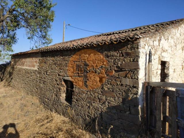 Loja venda em Odeleite, Castro Marim