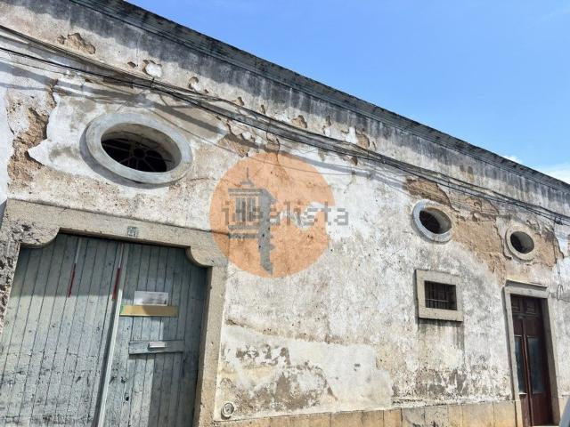 Armazém venda em Olhão, Faro