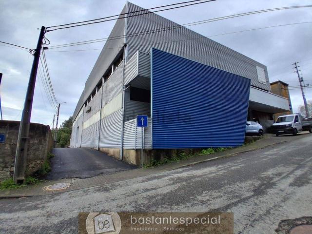 Armazém alugar em Oliveira De Azeméis, Aveiro