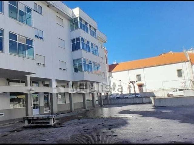 Loja venda em Oliveira Do Bairro, Aveiro