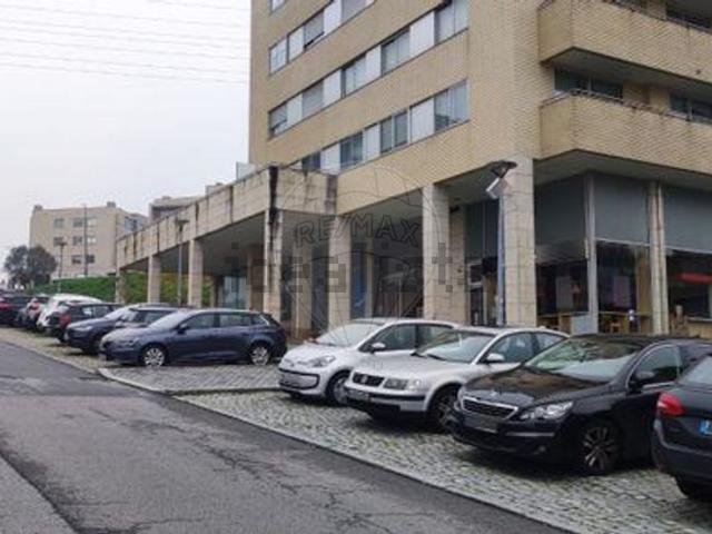 Ponto Comercial venda em Oliveira Do Douro