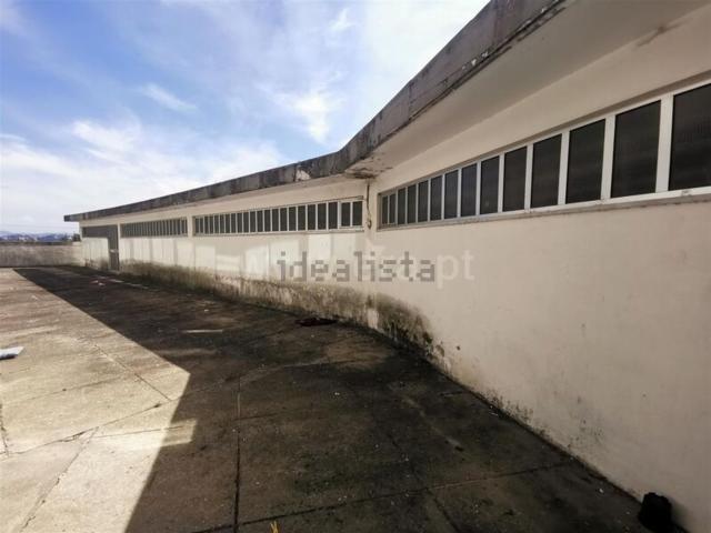 Armazém venda em Oliveira do Douro, Vila Nova De Gaia