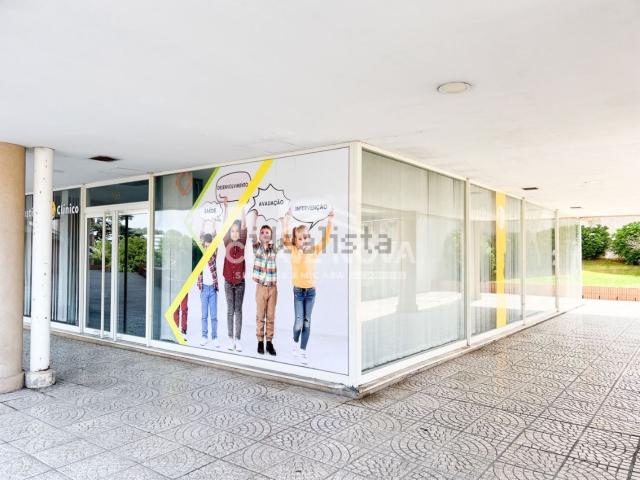 Ponto Comercial venda em Oliveira Do Douro, Quebrantões