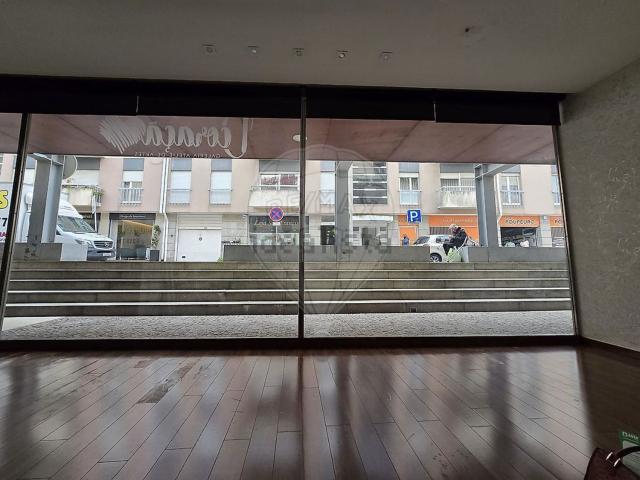 Loja venda em Guimarães, Braga