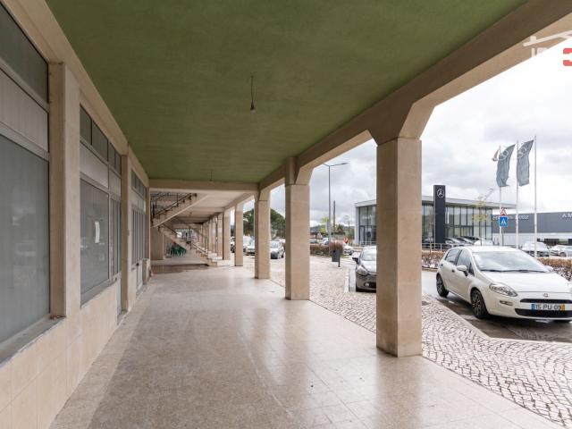 Loja alugar em Ourém, Santarém