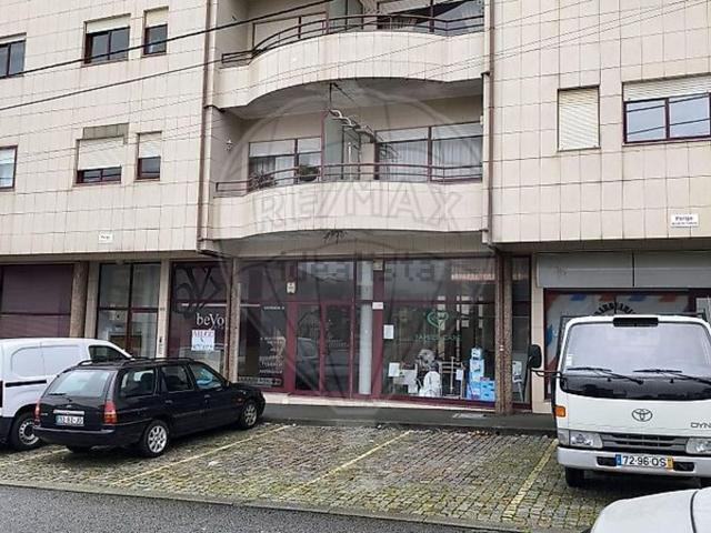 Loja venda em Santa Maria Da Feira, Aveiro