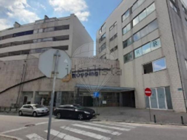 Armazém venda em Porto