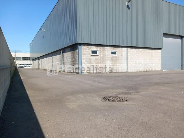 Armazém venda em Oliveira Do Bairro, Aveiro