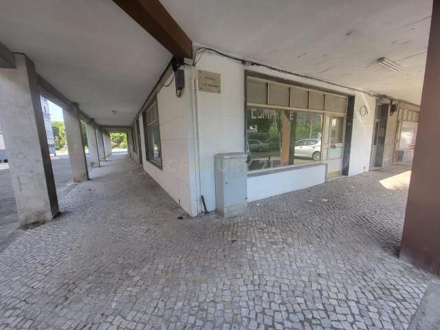 Loja alugar em Moita, Baixa Da Banheira