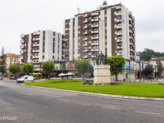 Ponto Comercial alugar em Leiria, Bairro dos Anjos