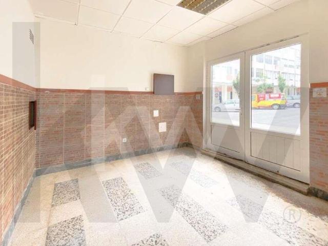 Loja alugar em Verderena, Alto Do Seixalinho