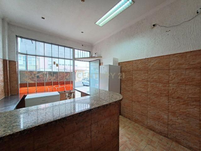 Loja alugar em Bairro Janeiro, Amadora