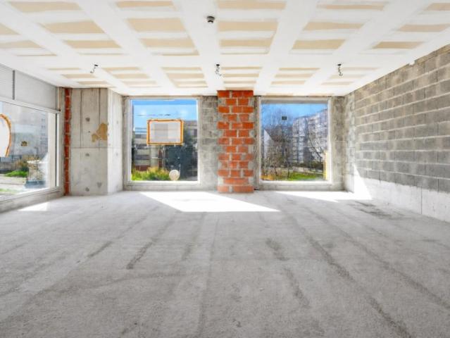 Loja alugar em Alta de Lisboa, Lisboa