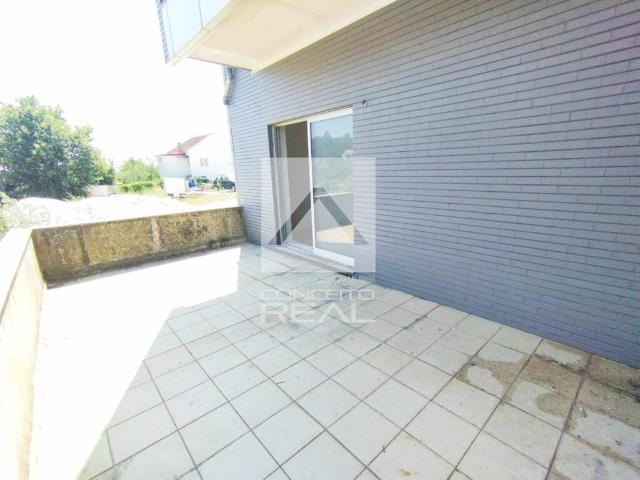 Ponto Comercial alugar em Rebordosa, Vale