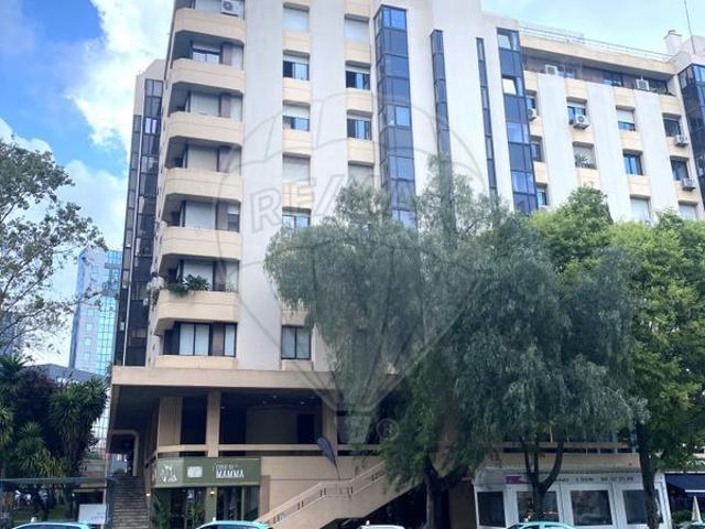 Loja alugar em São Domingos de Benfica, Lisboa