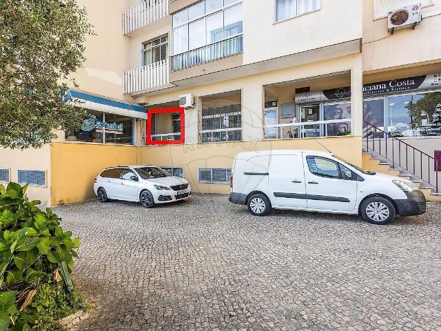 Loja alugar em Damaia, Amadora