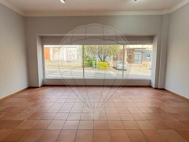 Loja alugar em Arcozelo, Vila Nova de Gaia
