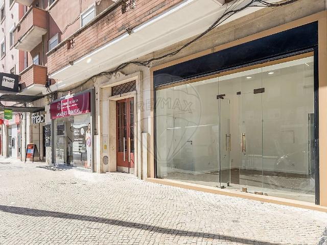 Loja alugar em Areeiro, Lisboa