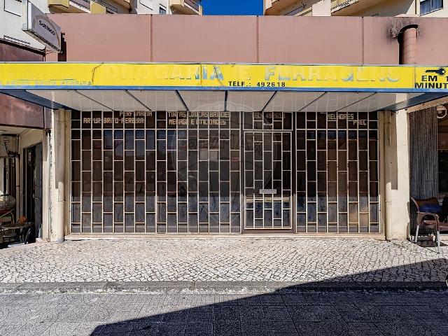 Loja alugar em Urbanização do Loreto, Coimbra
