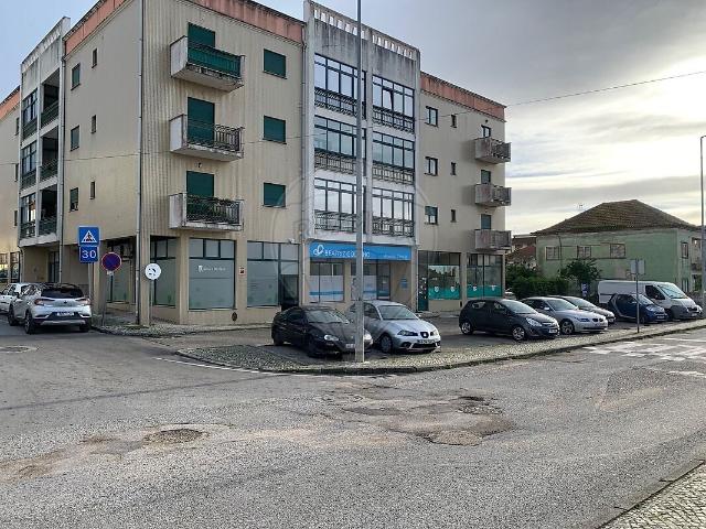 Loja alugar em Alfarelos, Soure