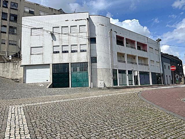 Loja alugar em Xistos, Freamunde