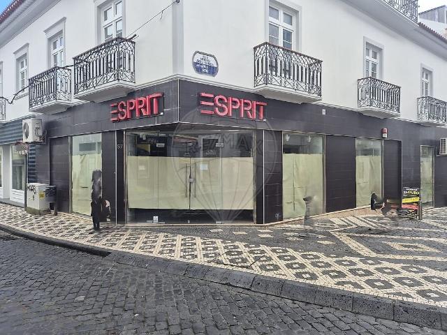 Loja alugar em Ponta Delgada (São Sebastião), Ponta Delgada