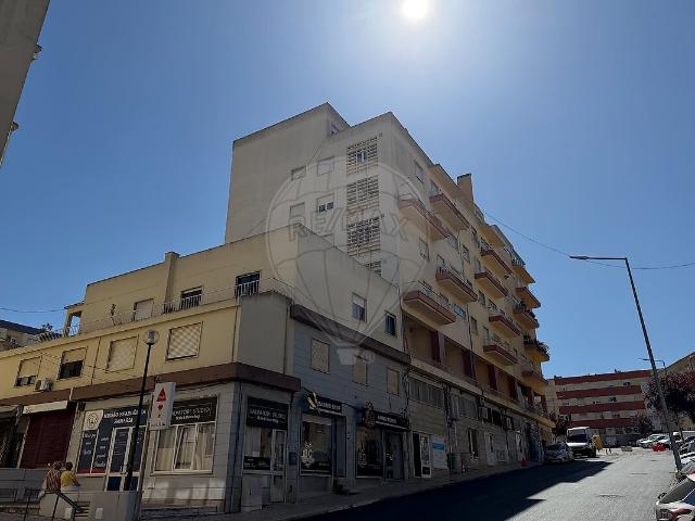 Loja alugar em Pontinha e Famões, Odivelas