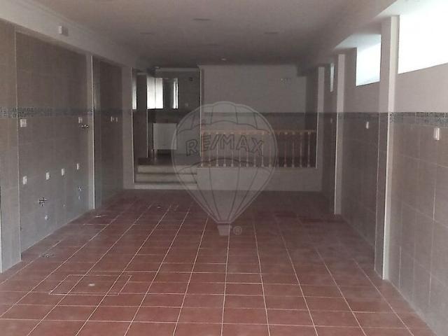 Loja alugar em Idanha, Belas