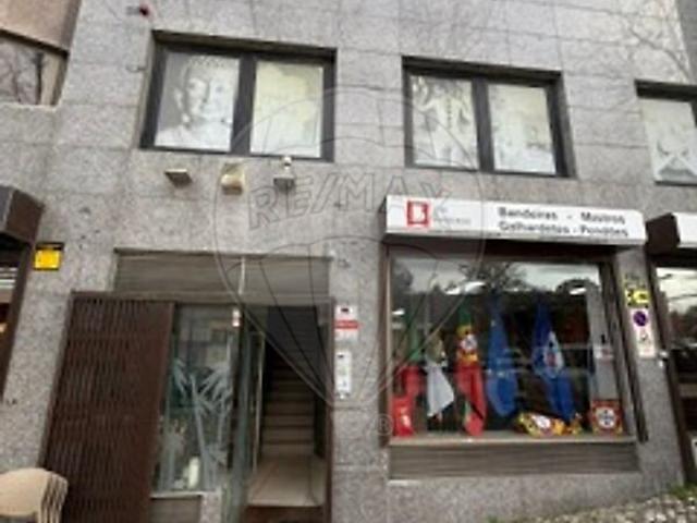 Loja alugar em São Domingos de Benfica, Lisboa