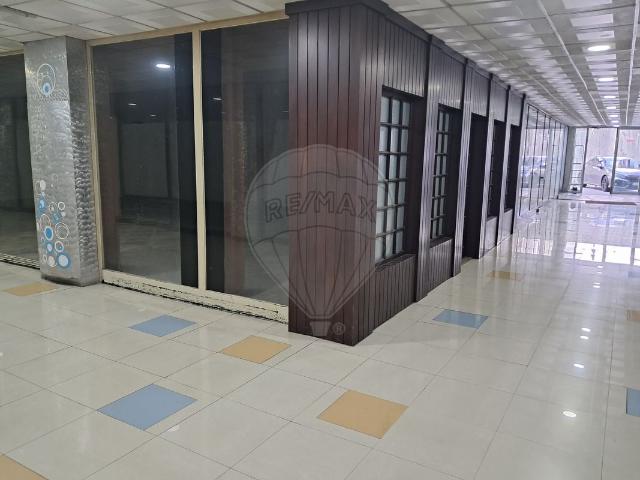Ponto Comercial alugar em Vila Real, Cabo da Vila