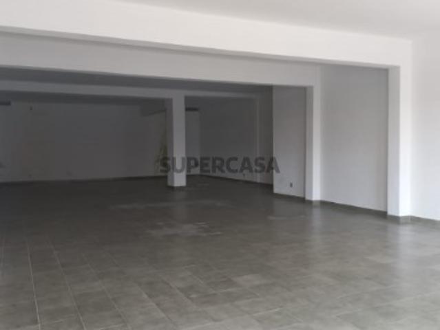 Armazém venda em Ourém, Santarém