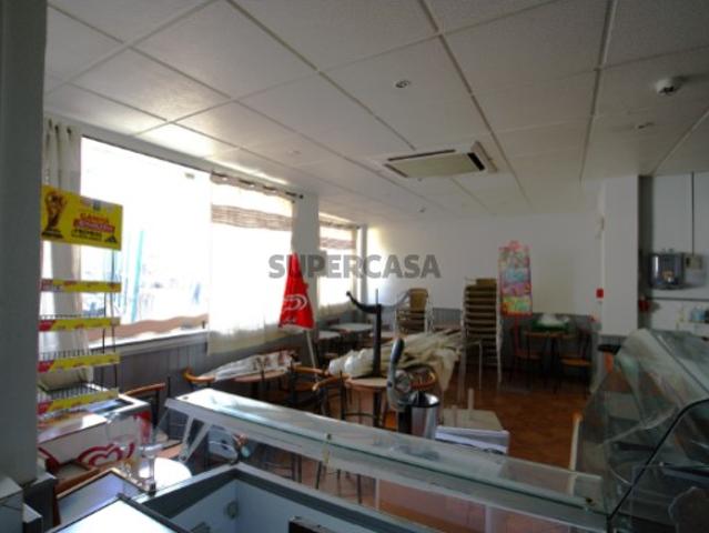 Armazém venda em Almancil, Loulé