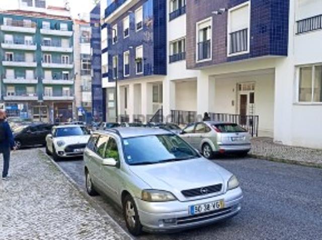 Armazém venda em Lisboa, São Vicente de Fora