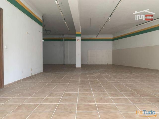 Loja alugar em Porto De Mós, Leiria