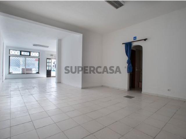 Armazém venda em Vila Real De Santo António, Faro