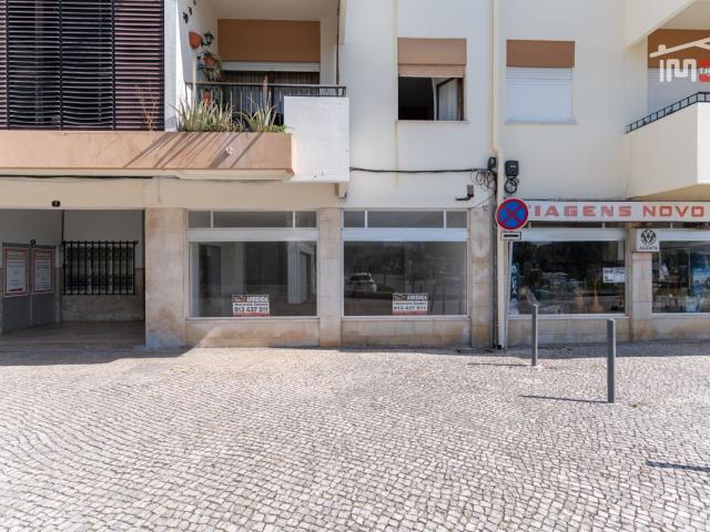 Loja alugar em Ourém, Santarém