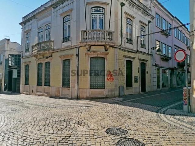 Armazém venda em Santarém