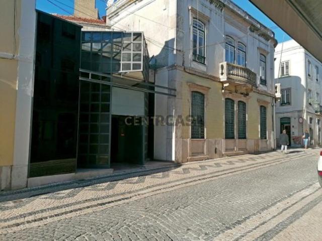Armazém venda em Santarém