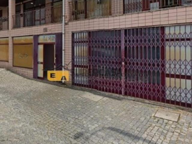 Armazém venda em Gavião, Braga