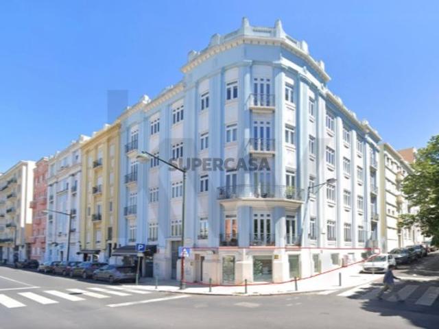 Armazém venda em Lisboa