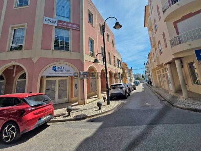 Armazém venda em Lagoa, Faro