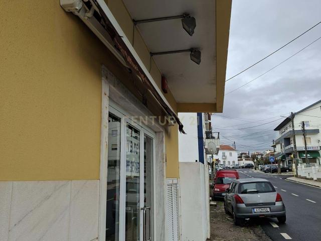 Loja venda em Santo Isidoro, Mafra