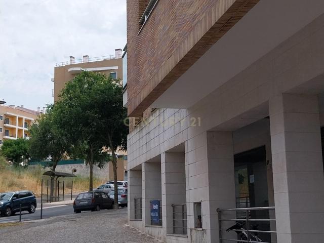 Loja venda em Urbanização Vila Chã, Amadora