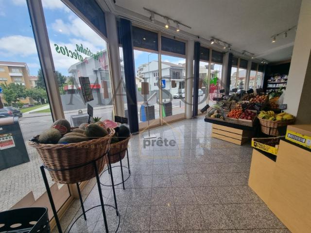 Ponto Comercial alugar em Rio Tinto, Boavista